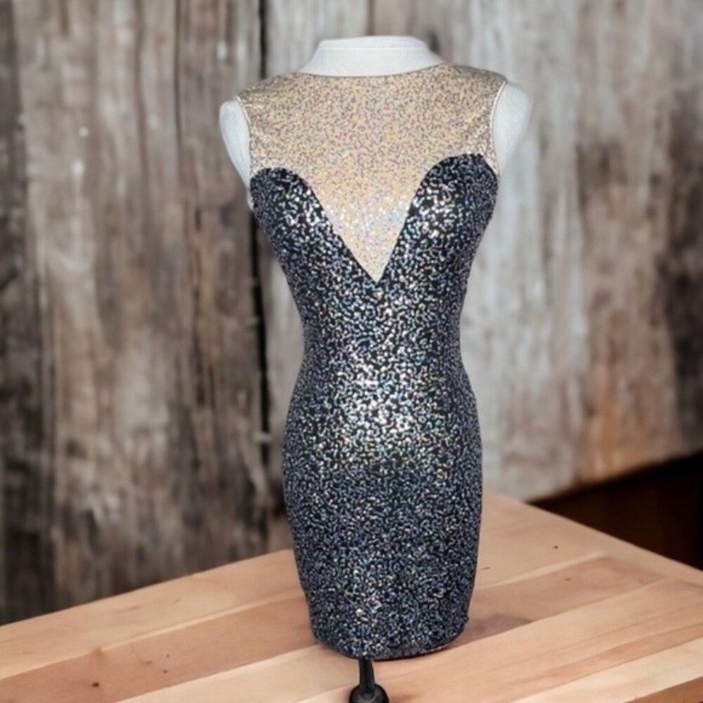 Dress the population black Tan Multi sequin bodycon dress
